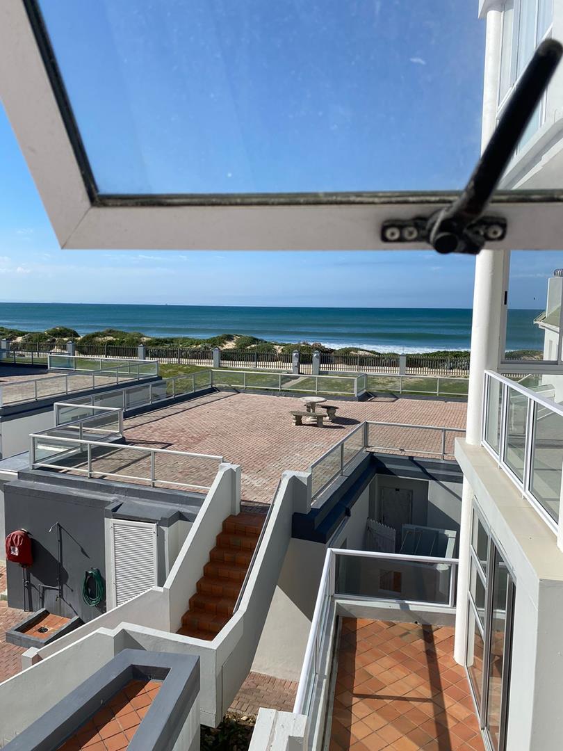 To Let 2 Bedroom Property for Rent in Summerstrand Eastern Cape